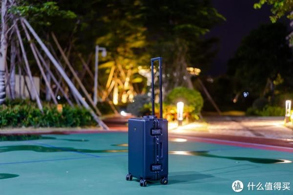 地平线|君的生活日志 篇五十五：旅行的好伙伴，地平线8号登机箱，好推又时尚！