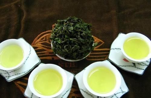 效果|红茶、绿茶、乌龙茶，哪种茶更利于减肥？喝对了，减肥效果更好
