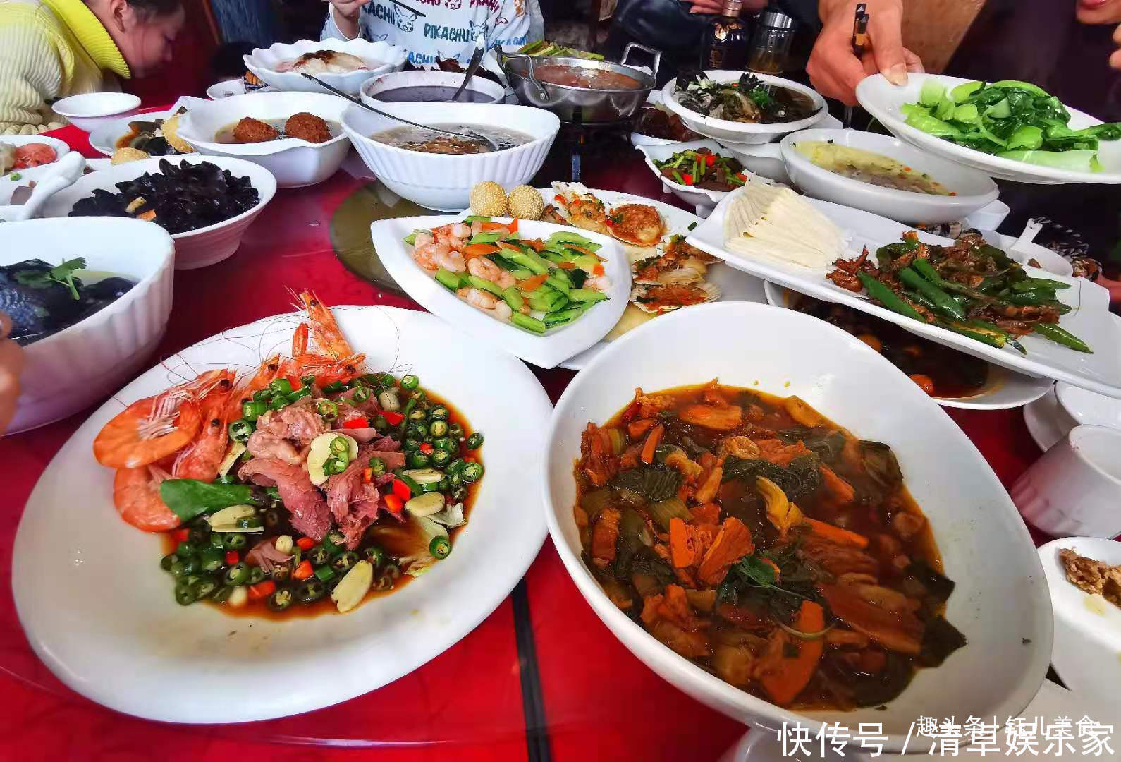 盐水鸭|花了688的聚餐宴,婆婆说200块钱都不值,网友:太便宜了