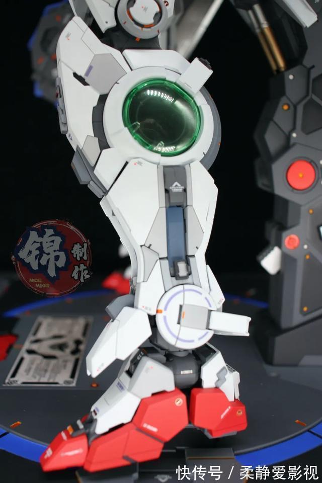 模型秀|高达模型秀:万代的PG能天使,作者超级认真