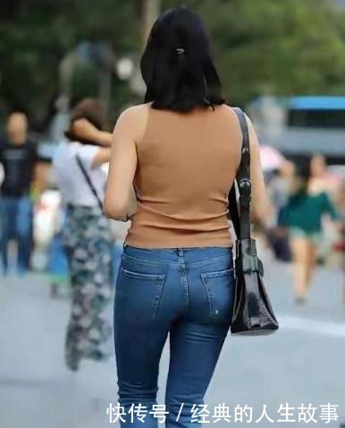 牛仔裤|微胖美女穿喇叭牛仔裤,曲线感越发明显