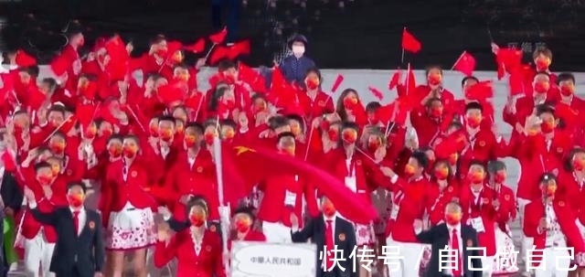开幕式|东京奥运会开幕式:表演引吐槽,米希亚献唱,中国代表团登场太燃