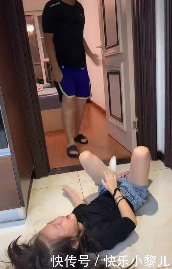 二胎|妹妹偷摸上哥哥床，却被无情扔出房间崩溃大哭，网友心疼一秒