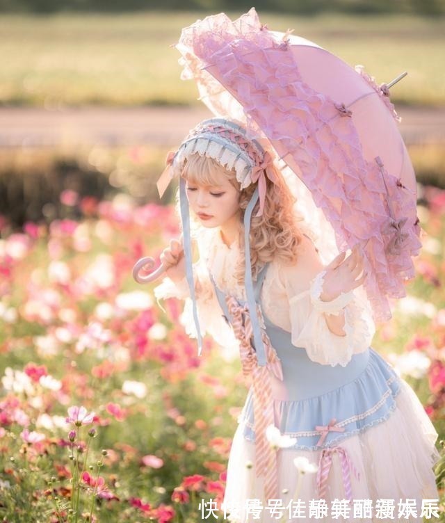 菱花镜@七言绝句千树梨花消夜白,高山覆玉岁寒心