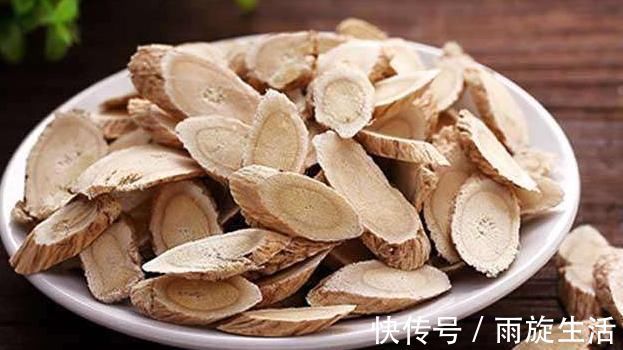 彭鑫蕊|黄芪为“补气之王”,若不注意2大食用“禁忌”,不补气还伤身体