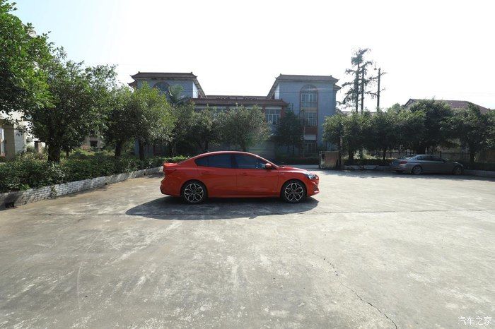 奶爸|准奶爸的座驾福克斯ST-line，颜值与性能齐飞