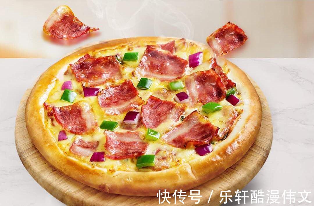 想吃披萨不要出去买啦，自己在家做一样好吃，不用发面，一学就会