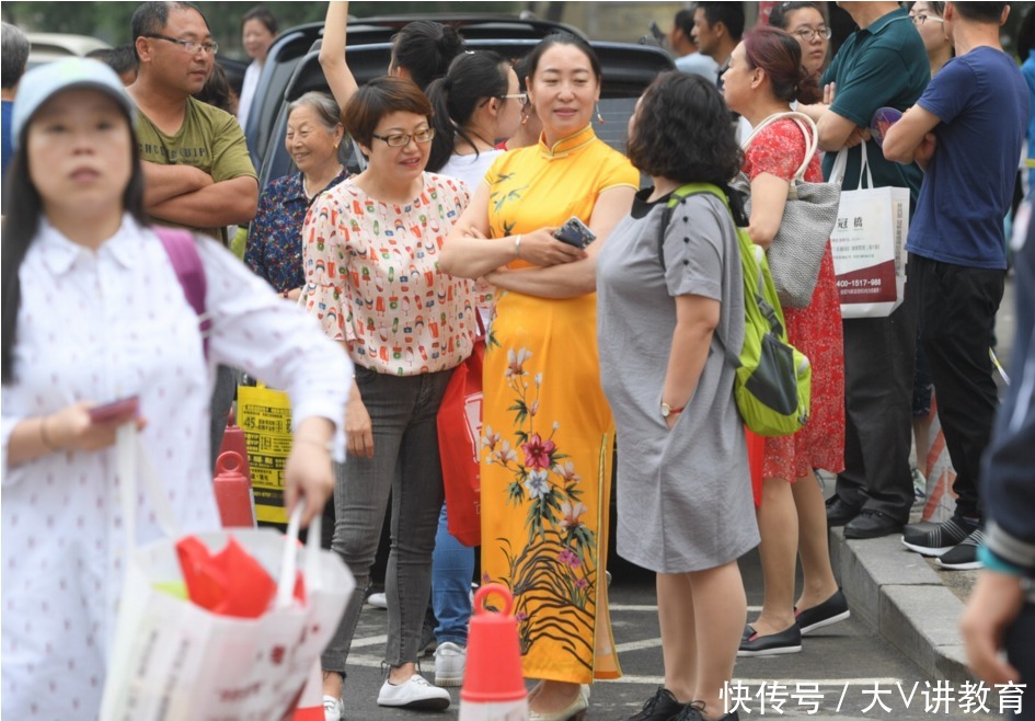 旗开得胜|学生参加高考，家长是否需要全程陪考？看看过来人怎么说