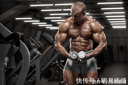 动作|腹部肌肉总是没感觉学会这个方法,让你充分感受腹肌酸痛