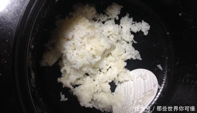  大米到了你手里，真的蒸对了吗加点这些料才是真的好吃！