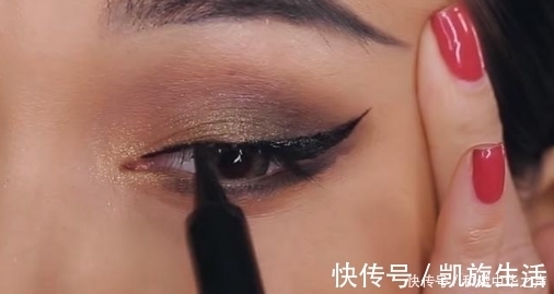 化妆术|奇闻:女子整容级化妆术,妆前妆后判若两人,网友:确定没换人?