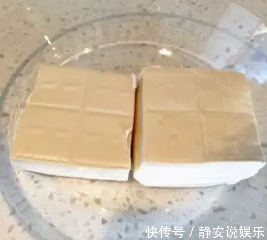 煎豆腐时不要直接下锅,学会这一招,豆腐金黄酥脆还不粘锅!