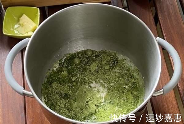 蜜红豆|扁扁平平的外貌像是一块饼,其实不是哟,好吃又好看的小面包。