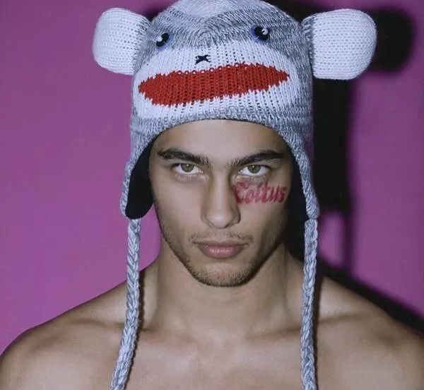 大帅哥|他是资生堂的最新男模面孔,欧亚混血独具风味