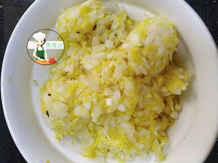 正当|秋天蒸包子,用此菜做包子馅,鲜香多汁,现在正当季,营养又美味