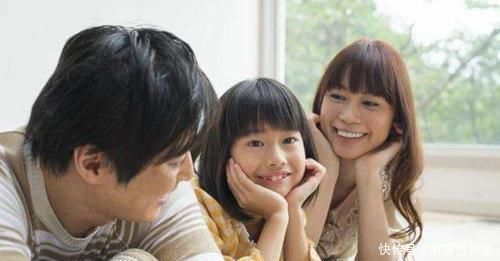 孩子性早熟,多半和父母有关,爱他就别再给他吃这种东西