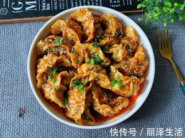 这道香辣拌三鲜饺子连续吃了3碗，全家人都一致好评