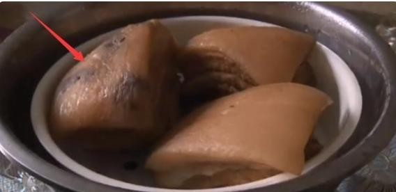 市民|花25元买2斤猪肉,下锅煮后发现“淤青”!市民:有花生那么大