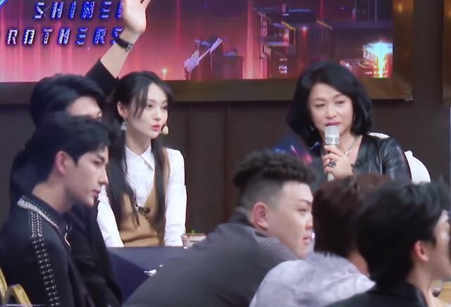 追哥赛制乱，实力差，杨幂没有锦上添花，还连累了郑爽