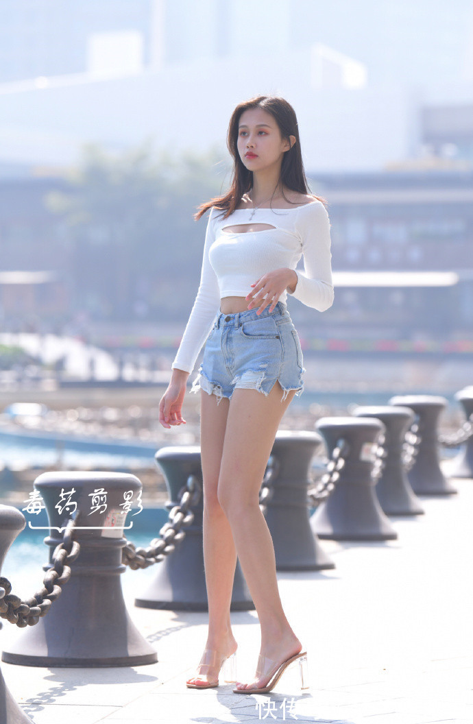 大长腿|小热裤,高跟鞋,超级大长腿 ! ! 荷尔蒙制造者!!