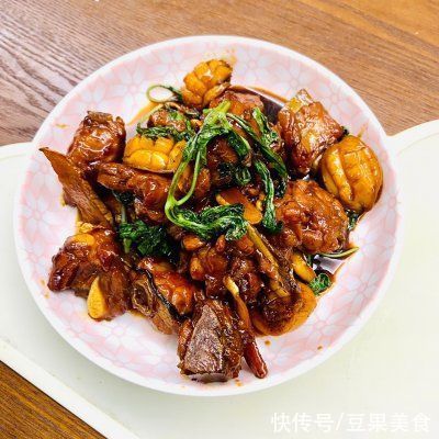 九层塔|餐桌上最有人气的家常菜之鲍鱼排骨