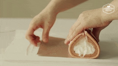 韩国|韩国一夜爆红最美奶油卷超抢镜,粉桃奶油必须get