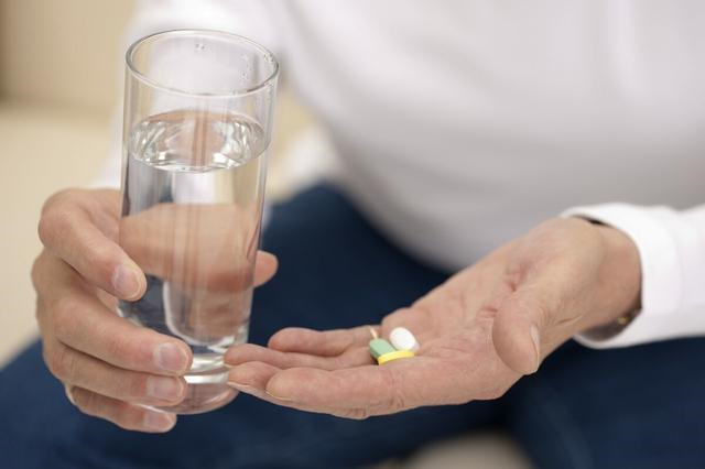 心绞痛|年轻时高血压不控制,如今52岁,发展为心脏病,还得放支架