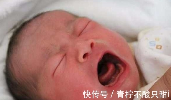 新生儿|宝宝出生三天无法睁开眼睛,医生检查后,怒斥家人无知!