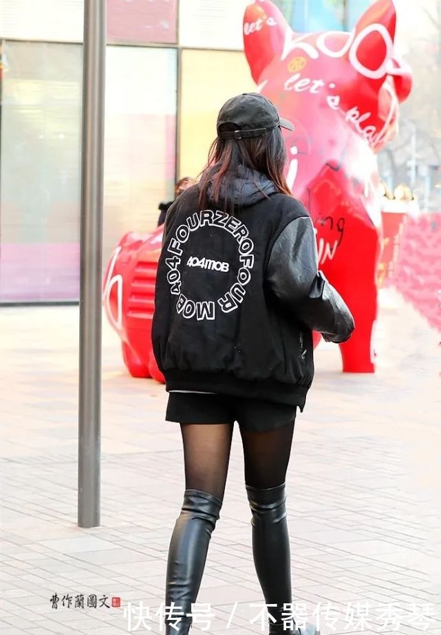 黑丝美女,穿出与时俱进新感觉