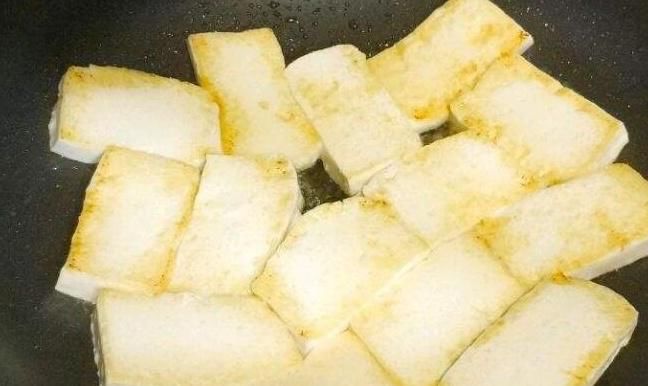 白菜|夏天遇到这鱼从不还价，一买就是2条，做给孩子吃补钙健脑无乱刺