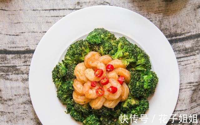 步骤|减肥健身就吃这道菜，鲜虾仁西兰花，清脆爽口，营养丰富！