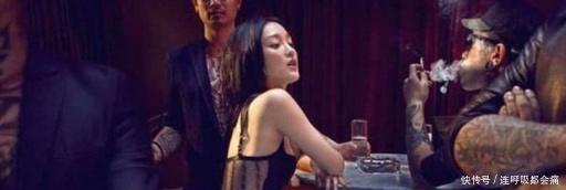 世上|世上最牛女黑帮老大，相貌惊艳，上位后曾手持AK血洗数个帮派