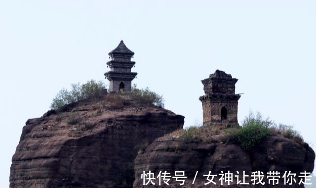 宝塔山|中国“最神秘”建筑：千年古塔建于40米岩石柱上，成未解之谜