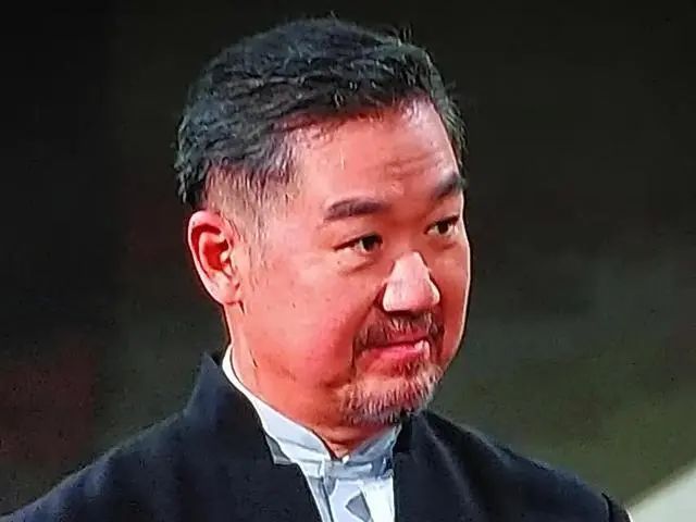 老张@张国立叫苦:书协专家胡说我的书法是“江湖体”,老夫不服!