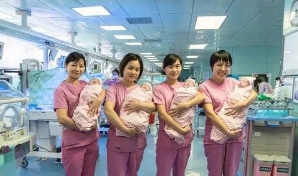 孩子|宝妈怀4胞胎男娃!光出生就花37万,为养家爸爸打4份工