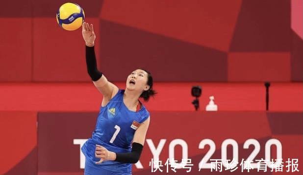 袁心玥|朱婷正式被取代!3人竞争中国女排巴黎周期队长,郎平点名表扬她