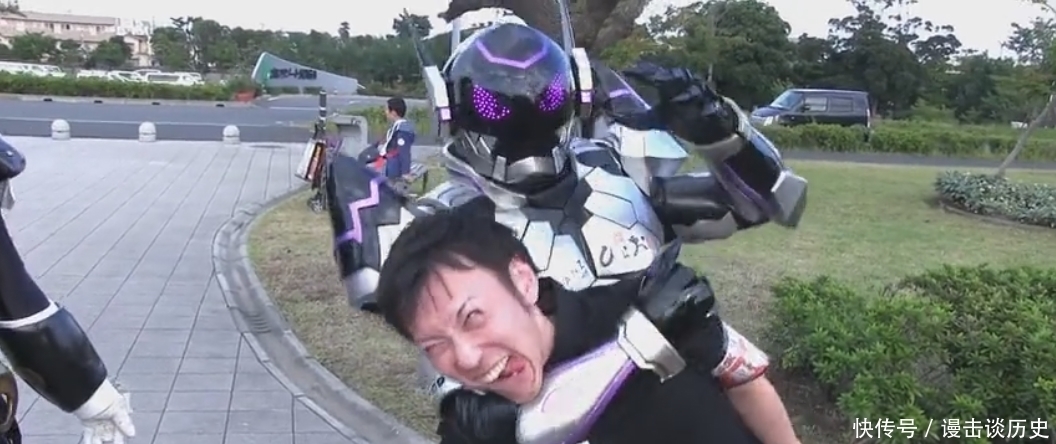 东映|《假面骑士》东映皮套越来越奇葩,都是被地方特摄给逼的,网友:这皮套可以