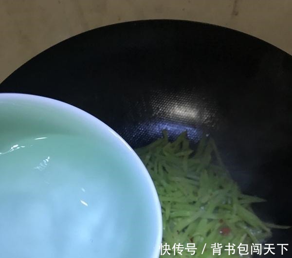 莴苣|晚上失眠不要紧,三天两头吃它,才三块一斤,吃了睡得香!