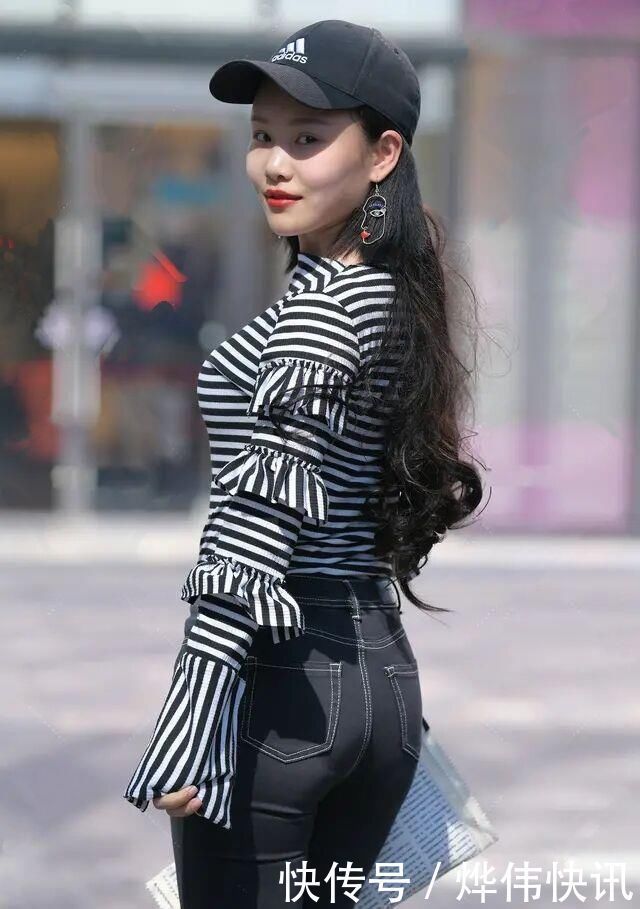 搭配|有了“半筒靴”,牛仔裤更是如虎添翼,时髦修身两不误