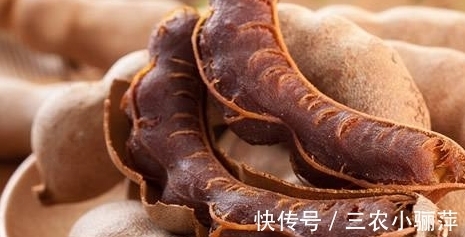 农村|农村树上生长的一种野果,刚开始以为是花生,其实比花生营养更高