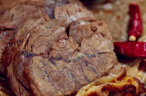 酱牛肉|老酒鬼告诉你,这几道菜是下酒的绝配!就算酒量小的都能喝下半斤