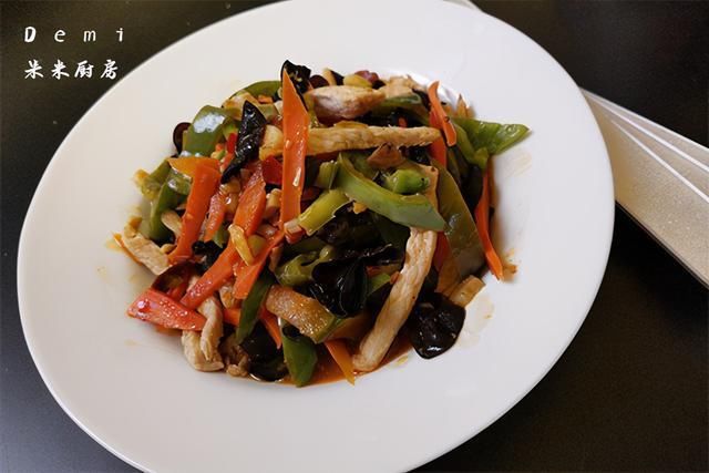 胡萝卜|鱼香肉丝的家常做法,鱼香汁记住比例43211,咸鲜酸甜刚刚好