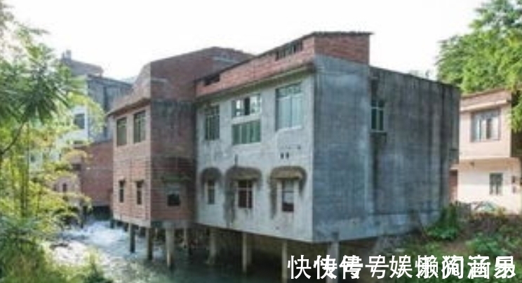 败人$古人常说“门前坟,屋后水”,是什么意思?后面一句话才是关键