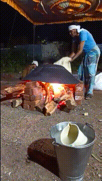 |搞笑gif:对于这种长着虎牙的妹子没有一点抵抗力,哈哈哈