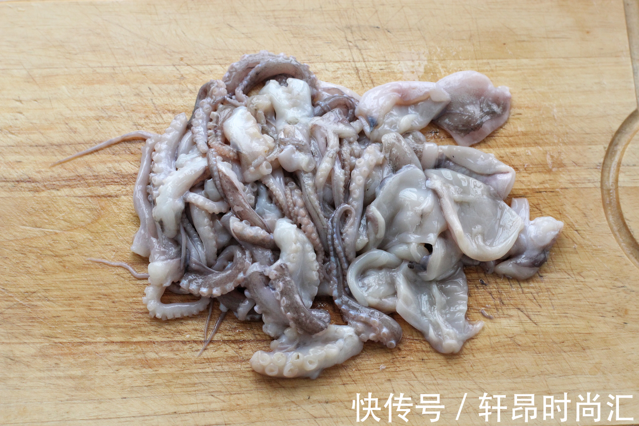 章鱼|推荐一道夏日开胃菜,营养丰富鲜美无比,几分钟就出锅好吃不油腻