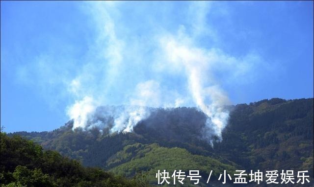 山西|山西有一座山，百年来自己冒烟，传闻全因当年的一场大火！