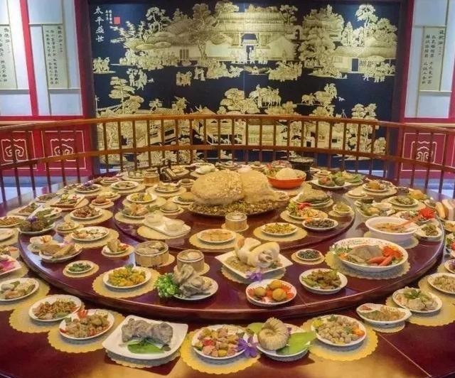 饽饽二品|“满汉全席”是怎么出现的,它到底多奢侈?