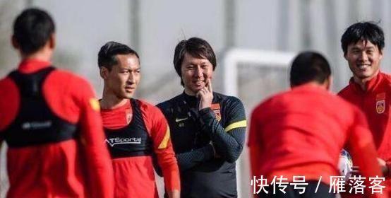 国足|8进1!国足若想出线,需拿小组第二,底线四连胜,日澳连败是关键