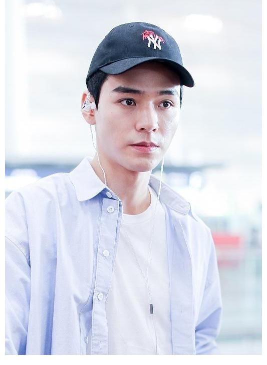 龚俊|《中餐厅》美食节目无美食,下饭综艺不再下饭了!