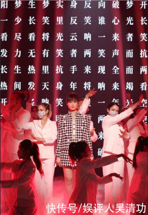 湖南卫视|湖南台晚会的收视率力压浙江台,转折点出现在蔡徐坤和李宇春身上